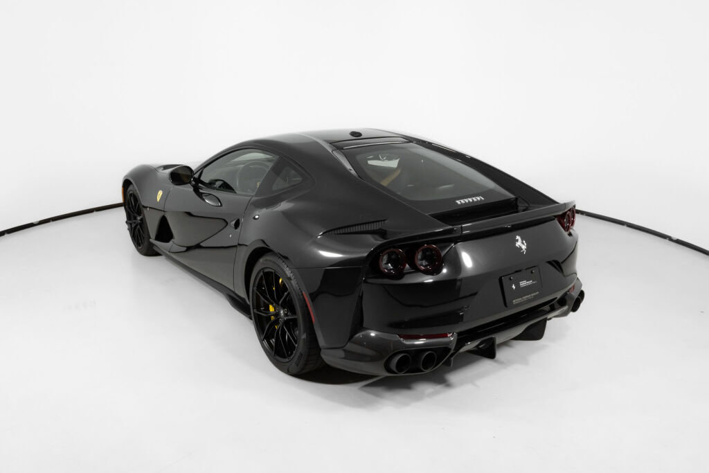 Used 2020 Ferrari 812 Superfast image 6