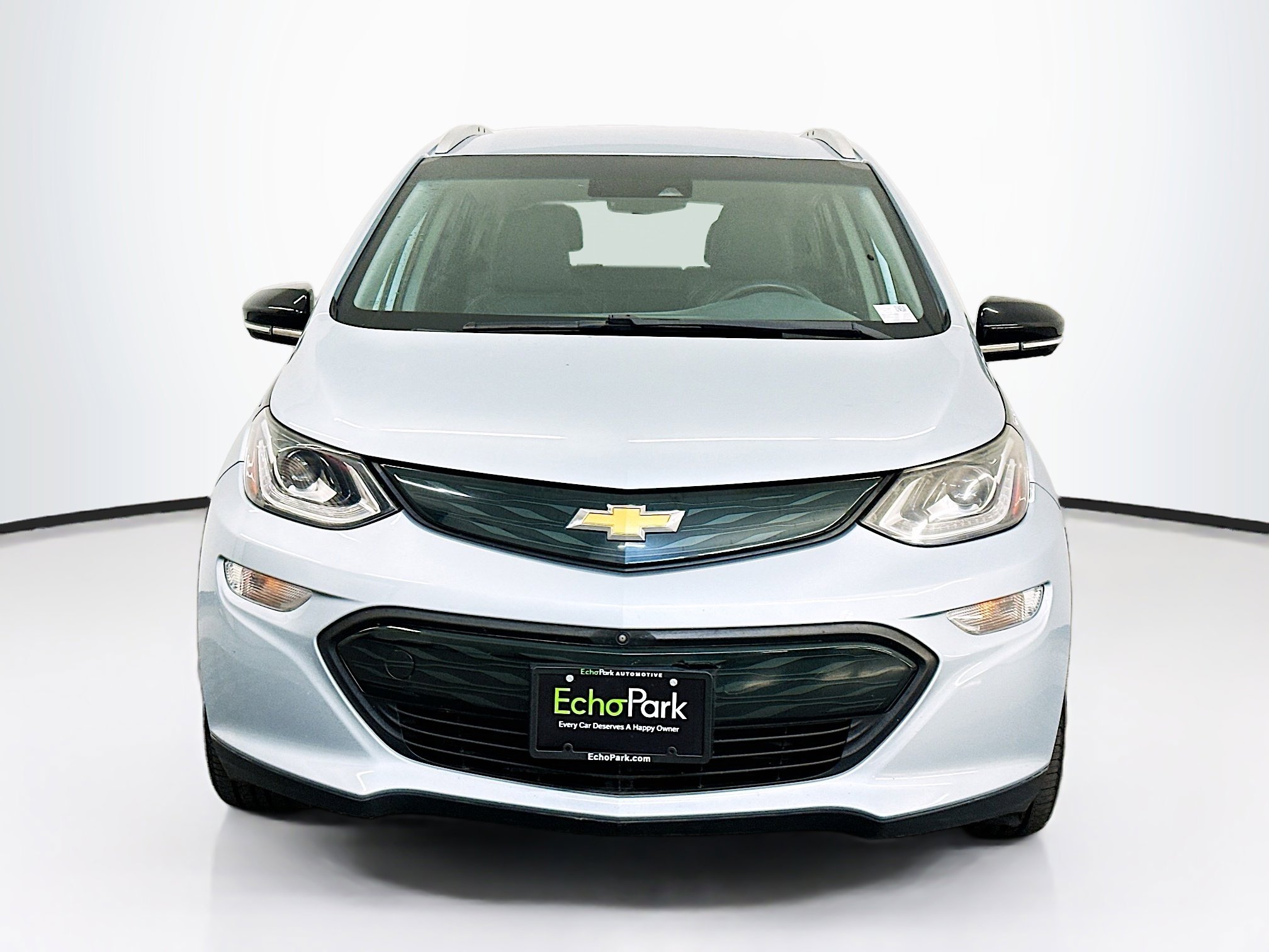 Used 2017 Chevrolet Bolt Premier w/ Driver Confidence II Package image 2