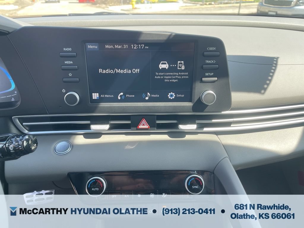 Used 2025 Hyundai Elantra Sport FWD image 7