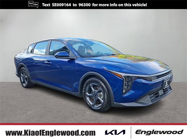 Certified 2025 Kia K4 LXS image 1