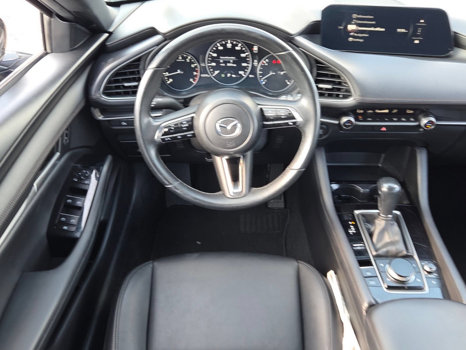 Used 2024 MAZDA MAZDA3 s FWD image 7