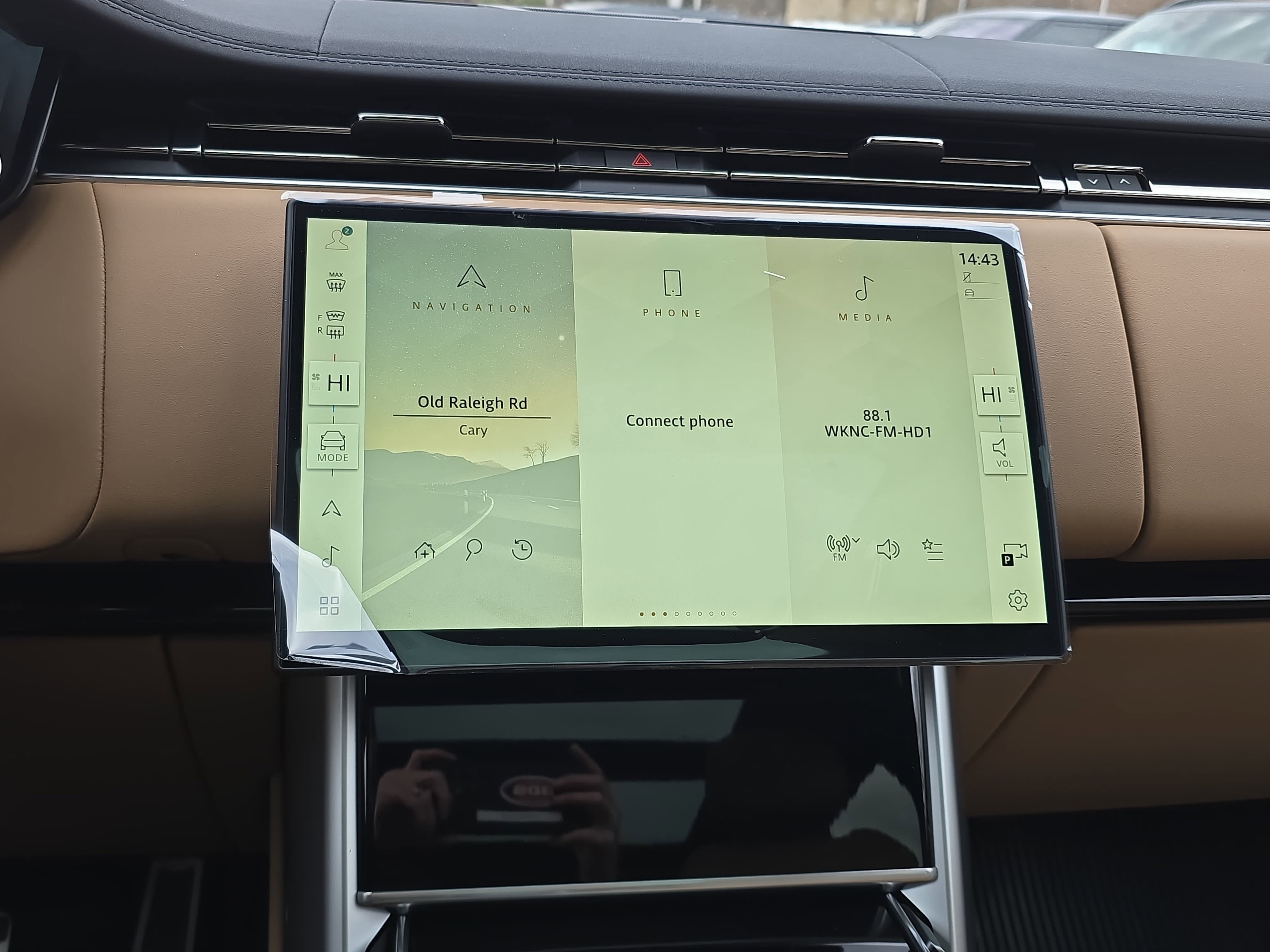 New 2026 Land Rover Range Rover Long Wheelbase SE AWD/4WD image 20