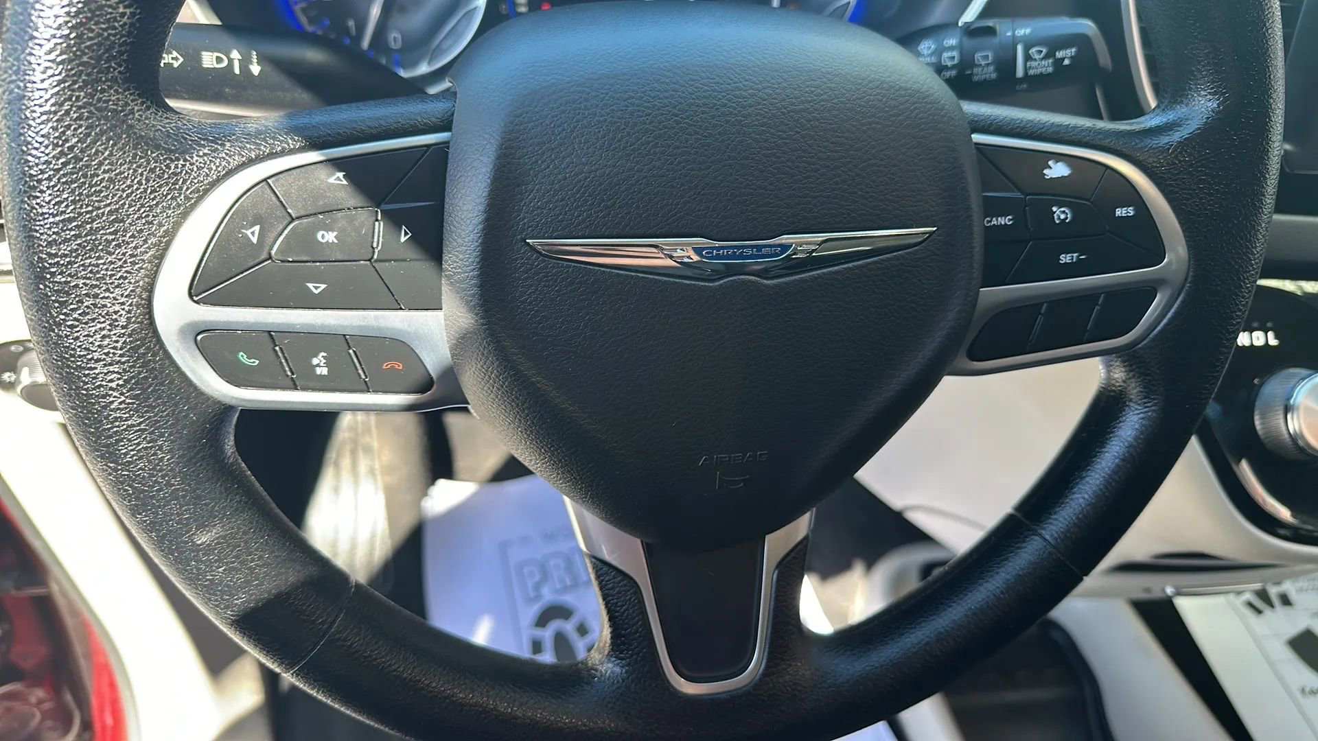 Used 2021 Chrysler Voyager Lxi image 21