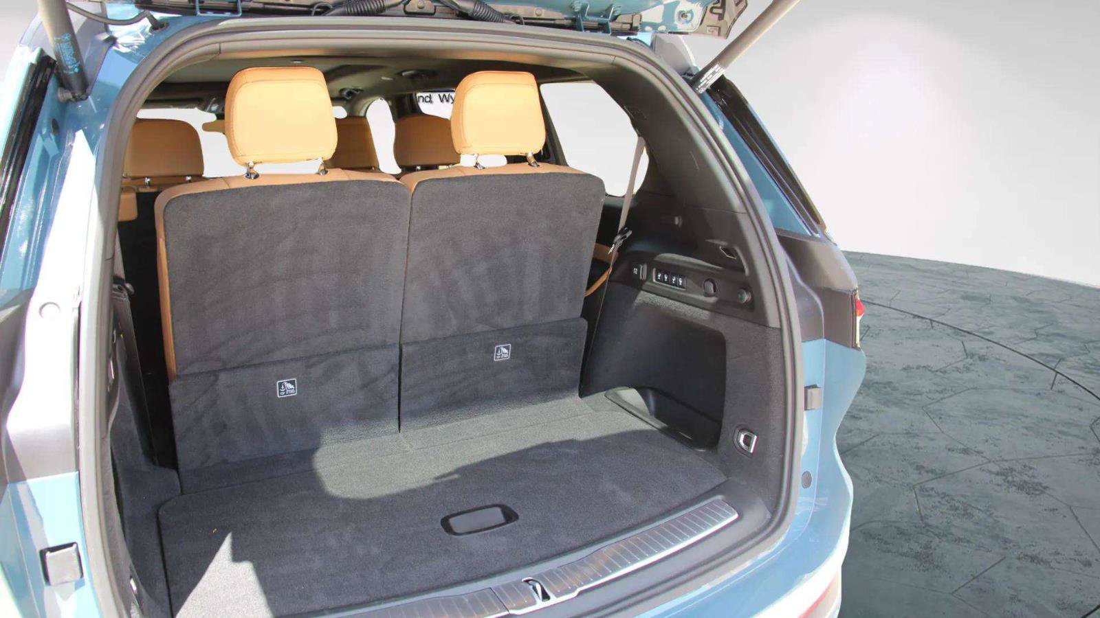 Used 2026 Jeep Grand Cherokee L Summit AWD/4WD image 26