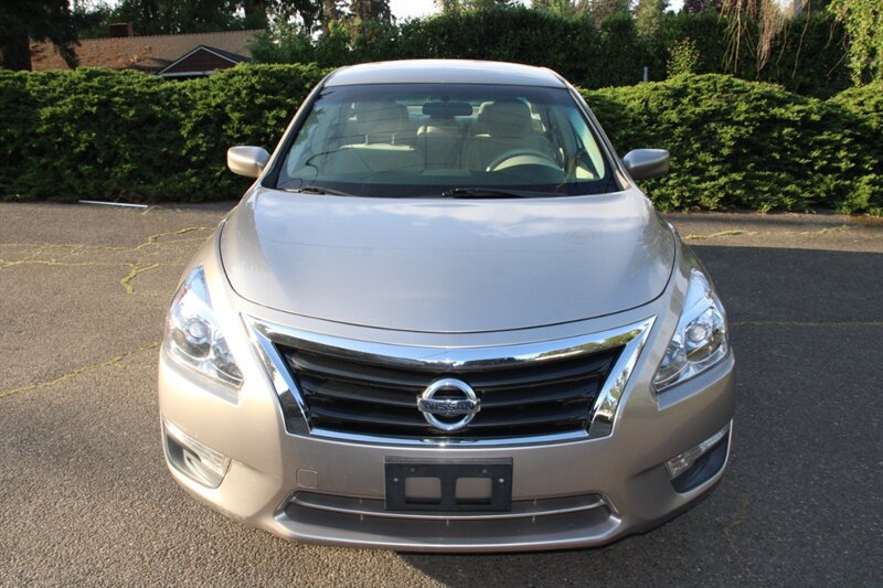 Used 2013 Nissan Altima 2.5 S FWD image 9
