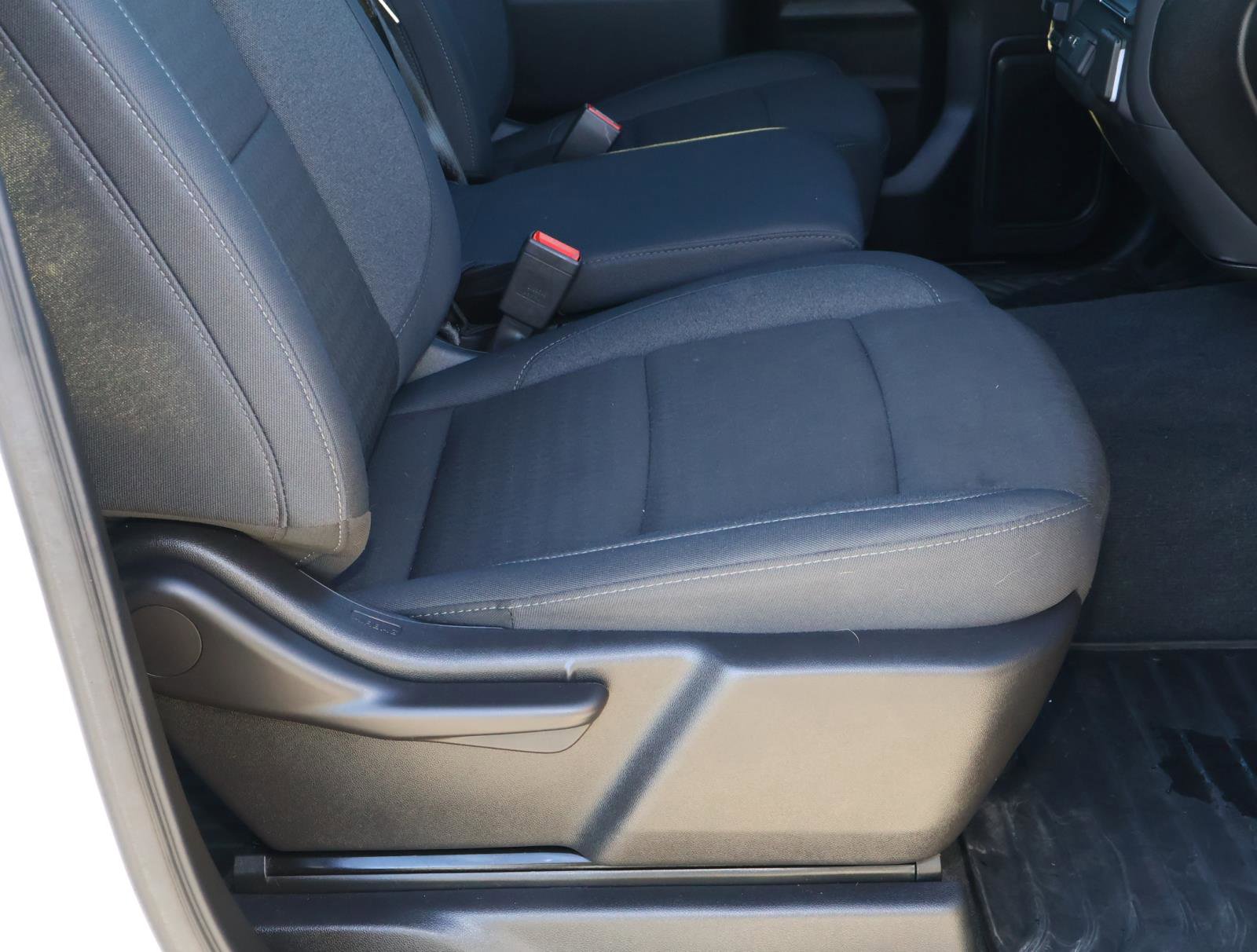 Used 2025 Chevrolet Silverado 1500 Custom image 19