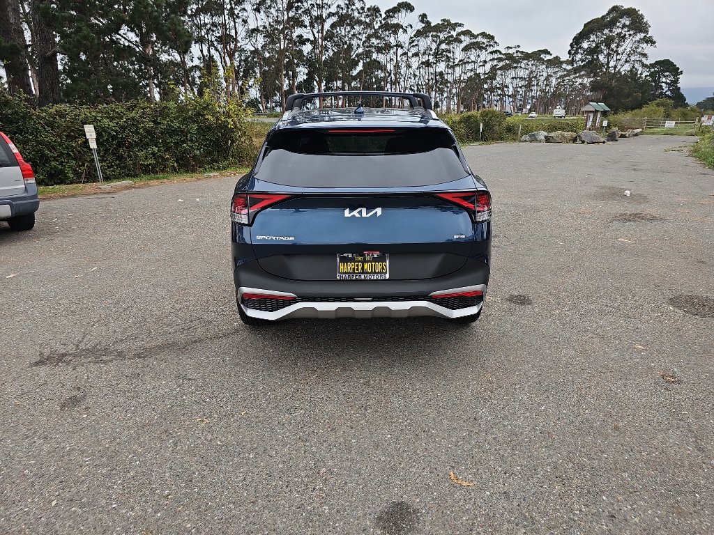 New 2025 Kia Sportage EX image 4