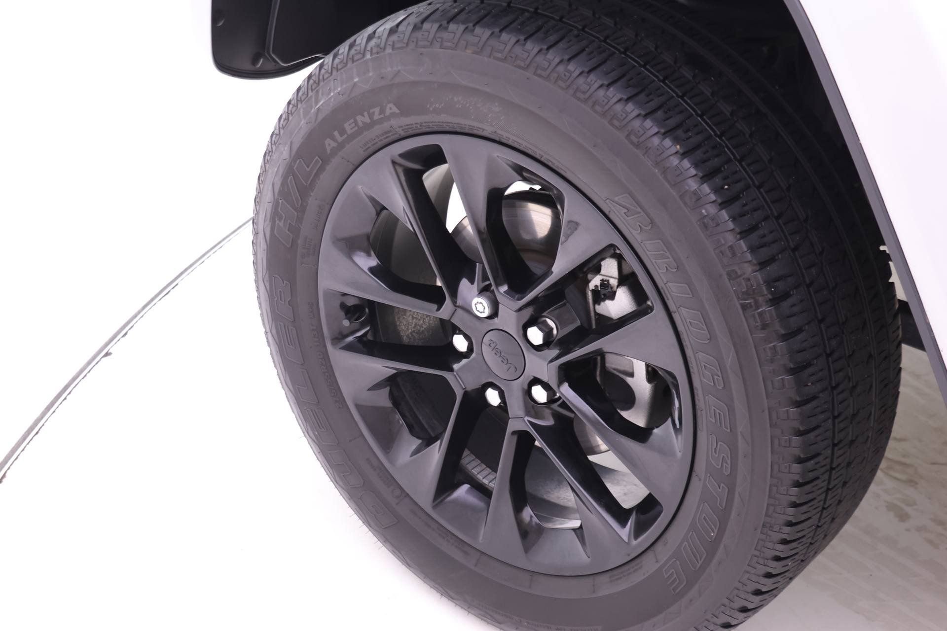 Used 2023 Jeep Wrangler Altitude image 15