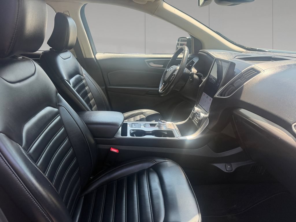 Used 2024 Ford Edge SEL AWD/4WD image 17