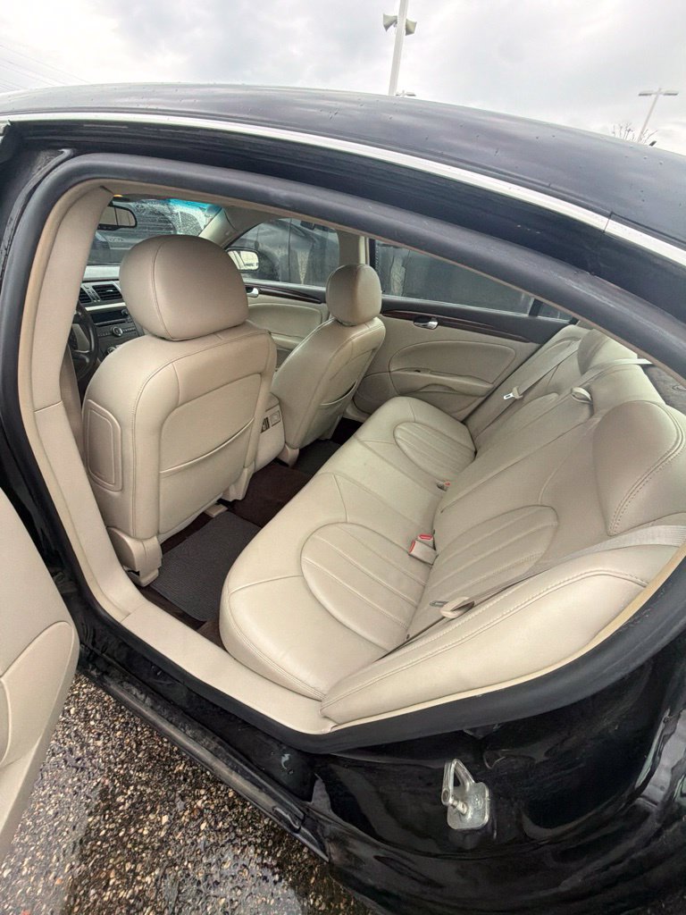 Used 2007 Buick Lucerne CXL w/ Luxury Package FWD image 11