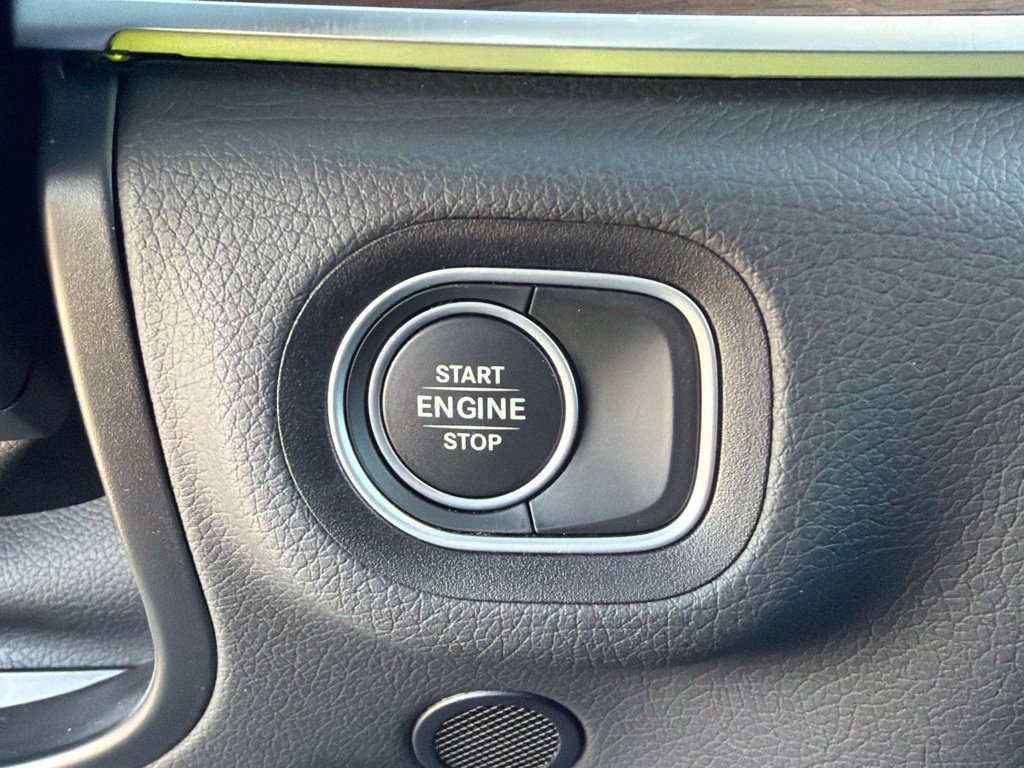 Certified 2025 Mercedes-Benz GLE 450e 4MATIC image 28