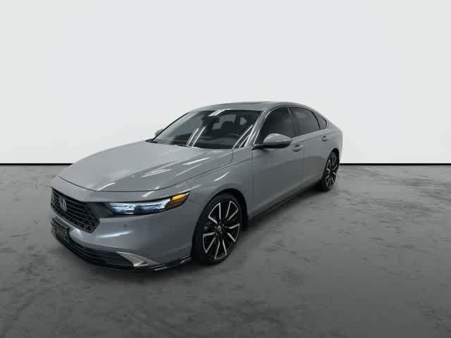 Used 2025 Honda Accord Touring image 7