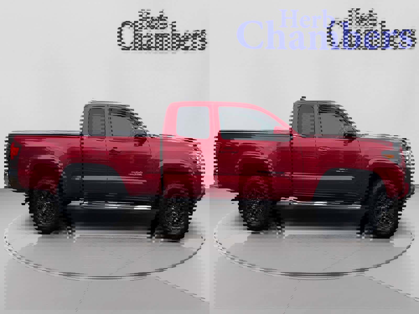 Used 2021 Toyota Tacoma SR5 w/ SR5 Appearance Package (SM) image 10