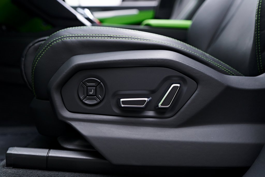 Used 2022 Lamborghini Urus image 45