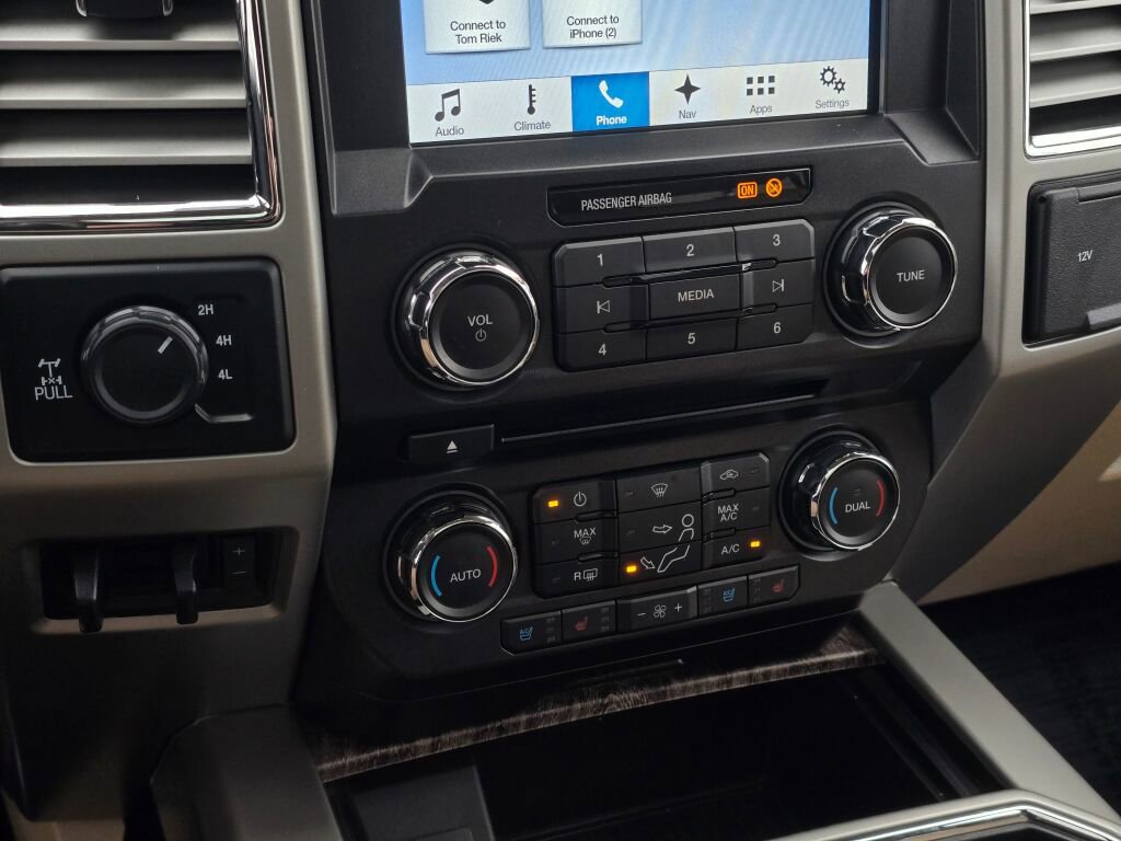 Used 2017 Ford F350 Lariat w/ Lariat Ultimate Package image 31