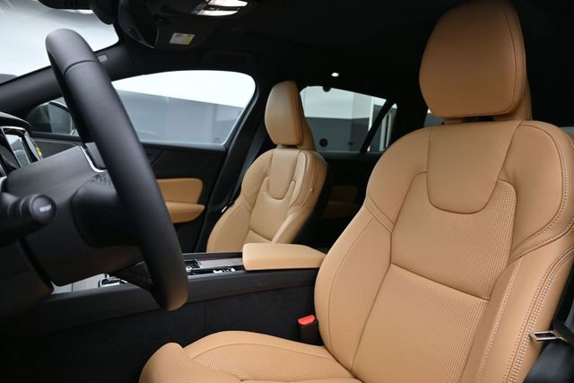 New 2026 Volvo V60 B5 Cross Country Ultra w/ Protection Package Premier AWD/4WD image 10