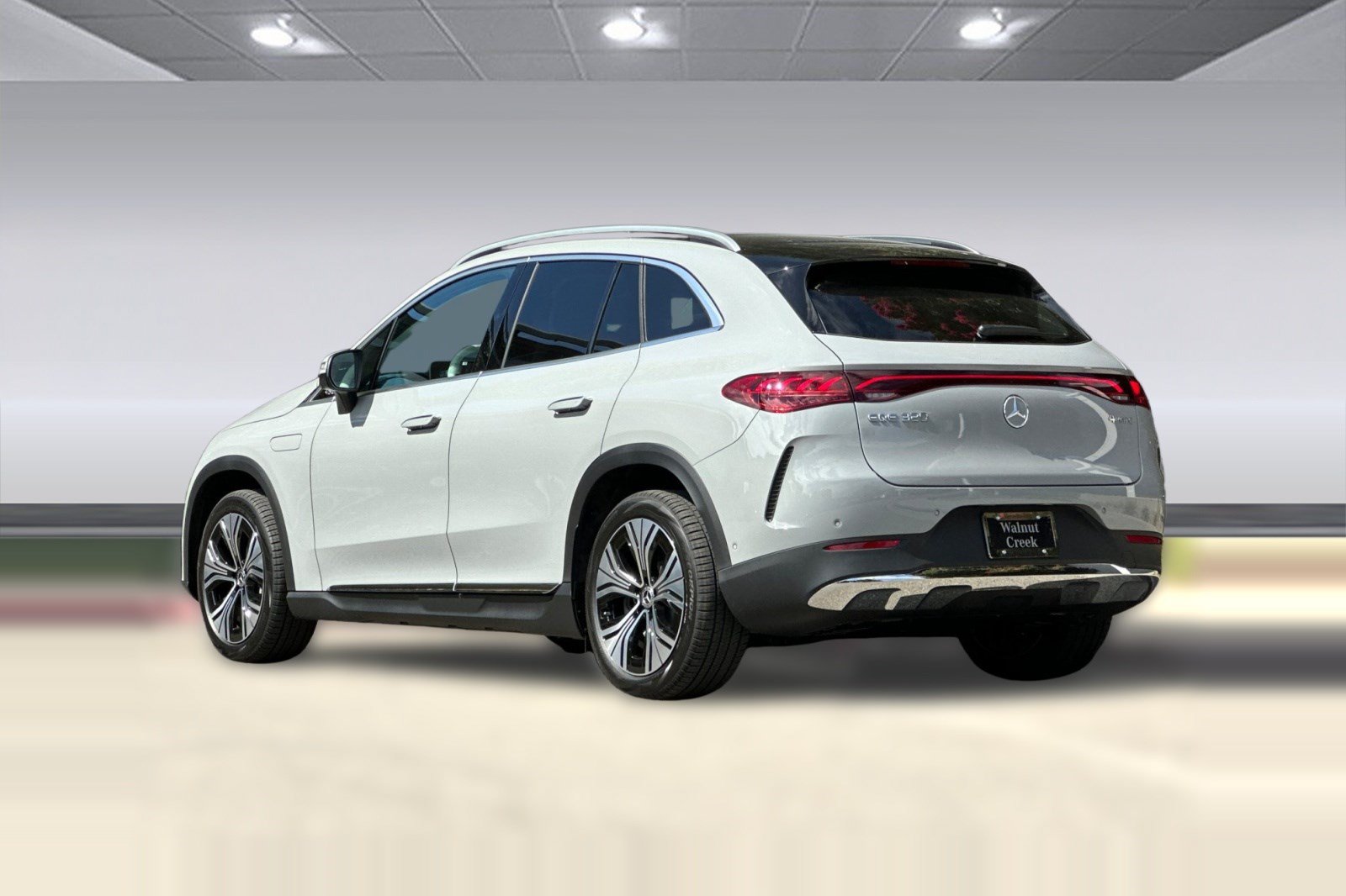 New 2027 Mercedes-Benz EQE 320 4MATIC SUV image 3
