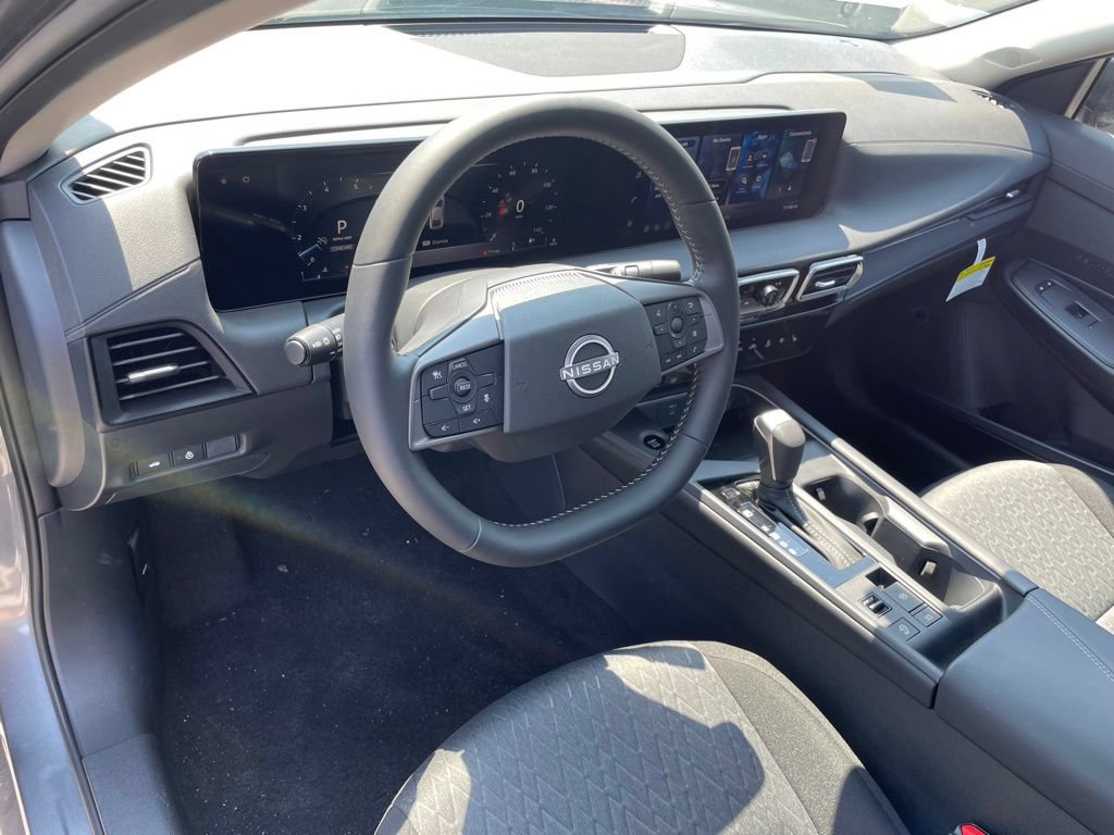 New 2026 Nissan Sentra SV w/ SV Convenience Package FWD image 7