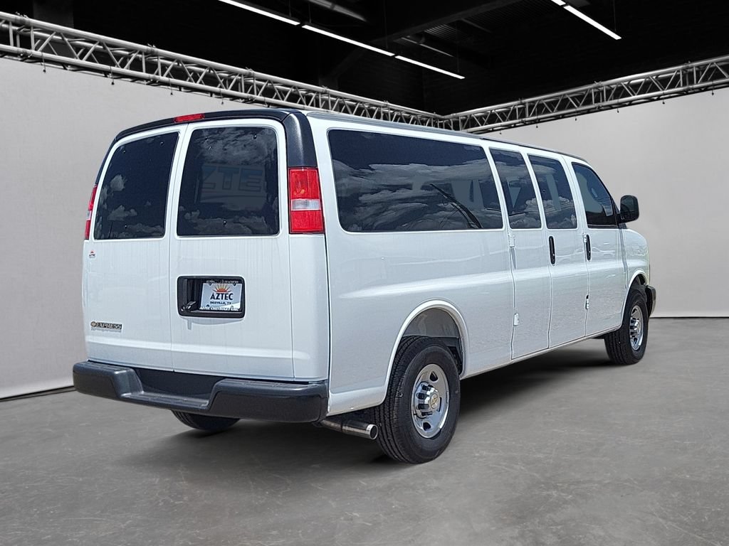 New 2026 Chevrolet Express 3500 LS RWD image 5