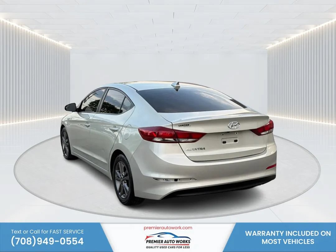 Used 2017 Hyundai Elantra SE FWD image 7