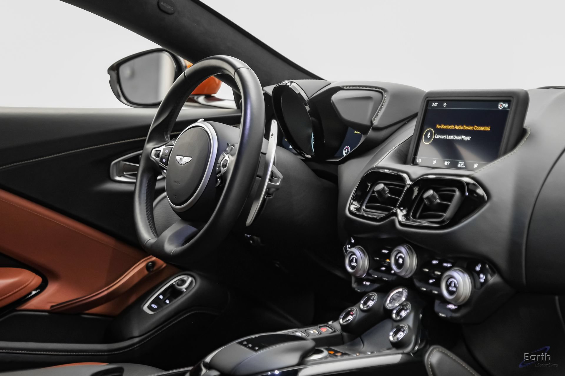 Used 2019 Aston Martin V8 Vantage Coupe RWD image 51