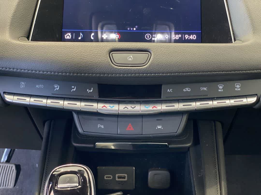 Used 2023 Cadillac XT4 Premium Luxury AWD/4WD image 21