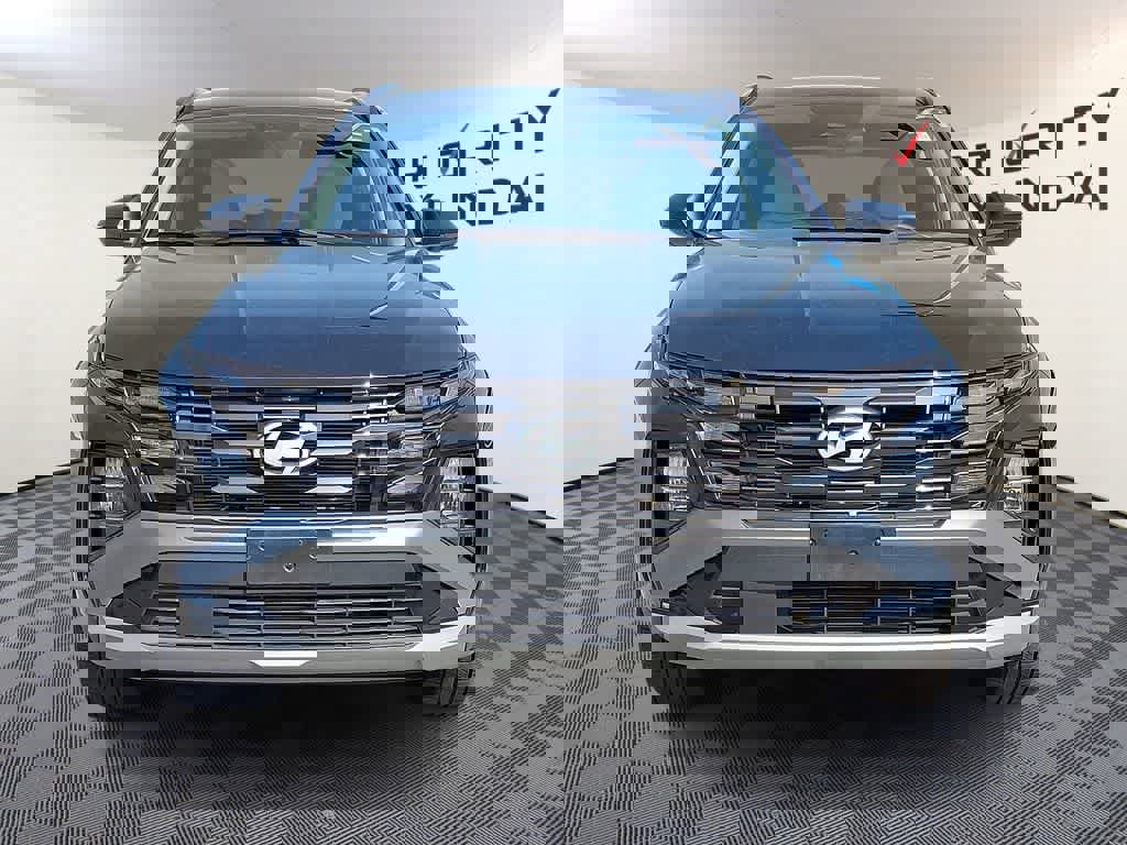 Used 2025 Hyundai Tucson SEL image 2