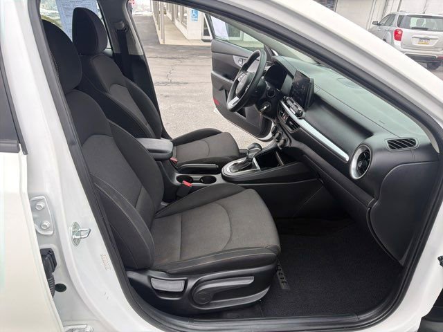 Used 2022 Kia Forte LXS image 21