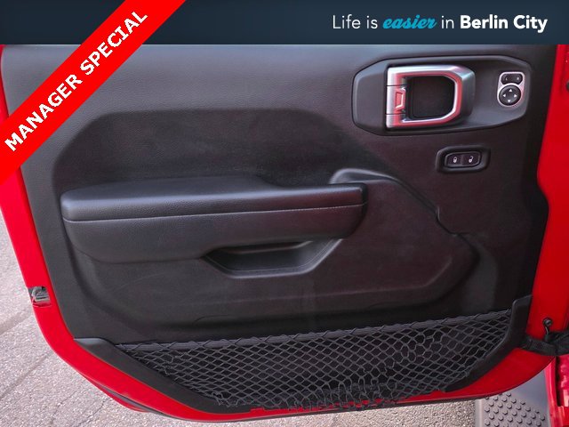 Used 2018 Jeep Wrangler Unlimited Sport S image 23