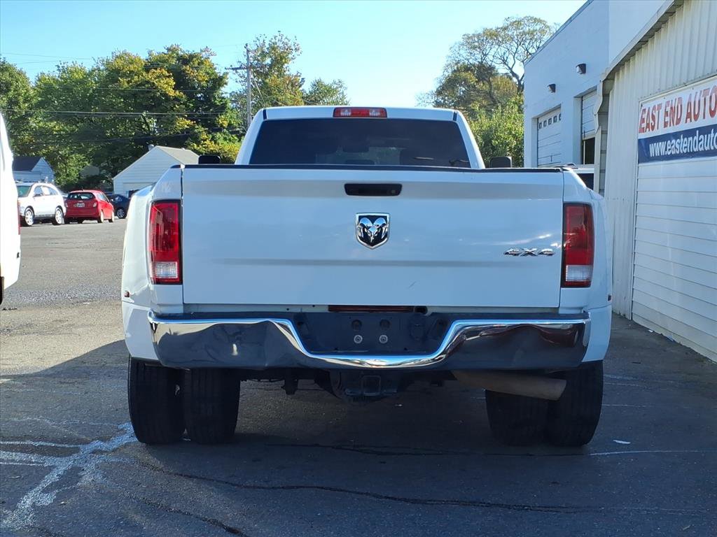 Used 2018 RAM 3500 Tradesman w/ Chrome Appearance Group image 4