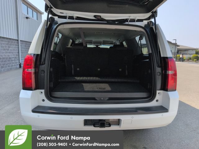 Used 2017 Chevrolet Suburban LS RWD image 29