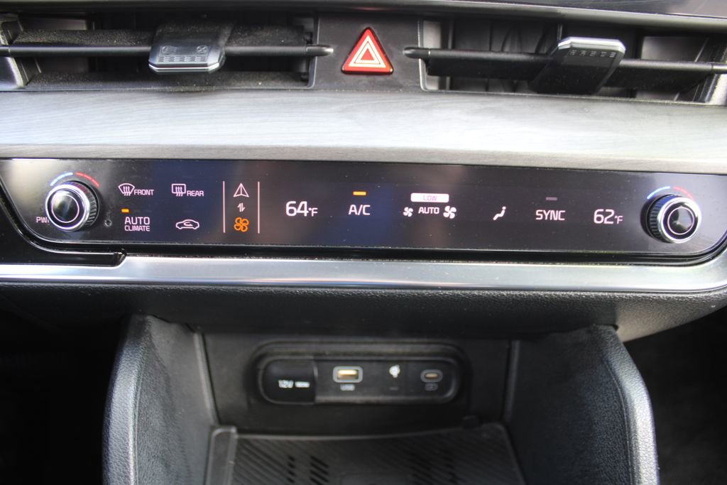 Certified 2023 Kia Sportage X-Line w/ X-Line Premium Package image 39