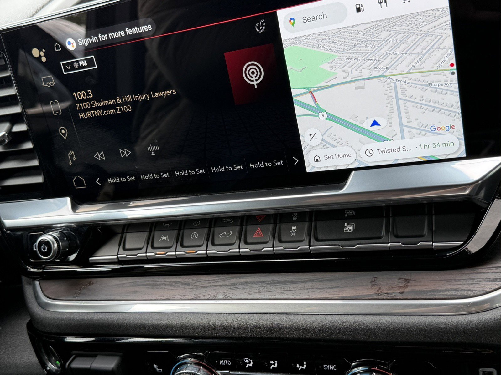 Certified 2025 GMC Sierra 1500 SLT image 34