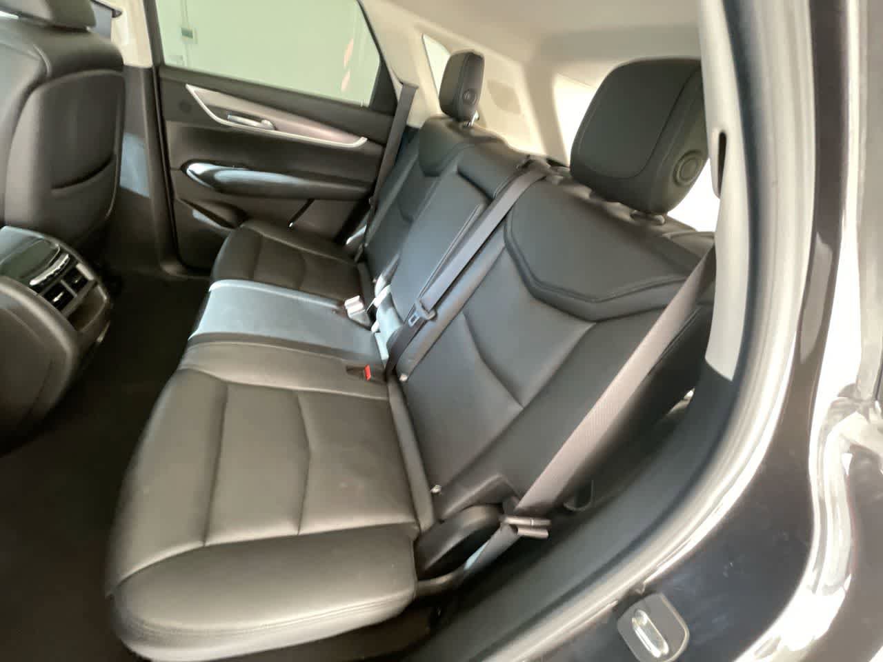 Used 2018 Cadillac XT5 Luxury w/ Driver Awareness Package AWD/4WD image 23