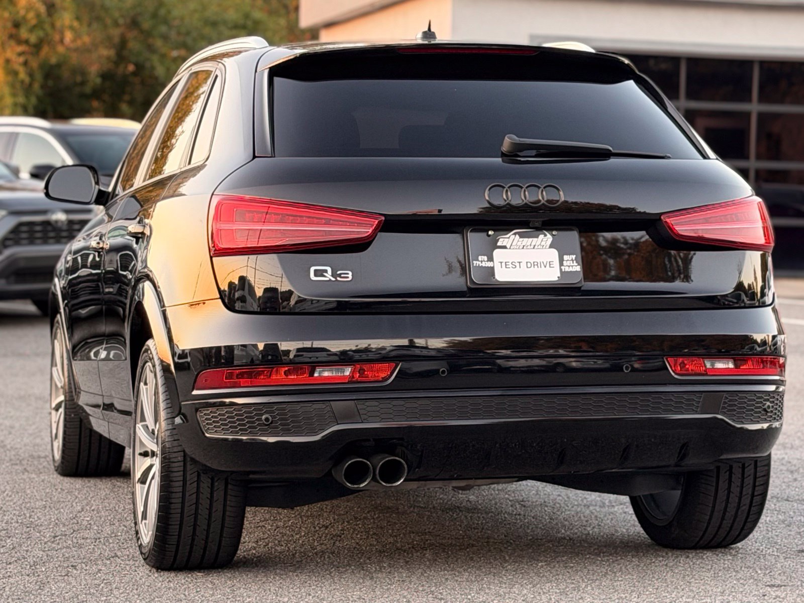 Used 2018 Audi Q3 2.0T Premium FWD image 3