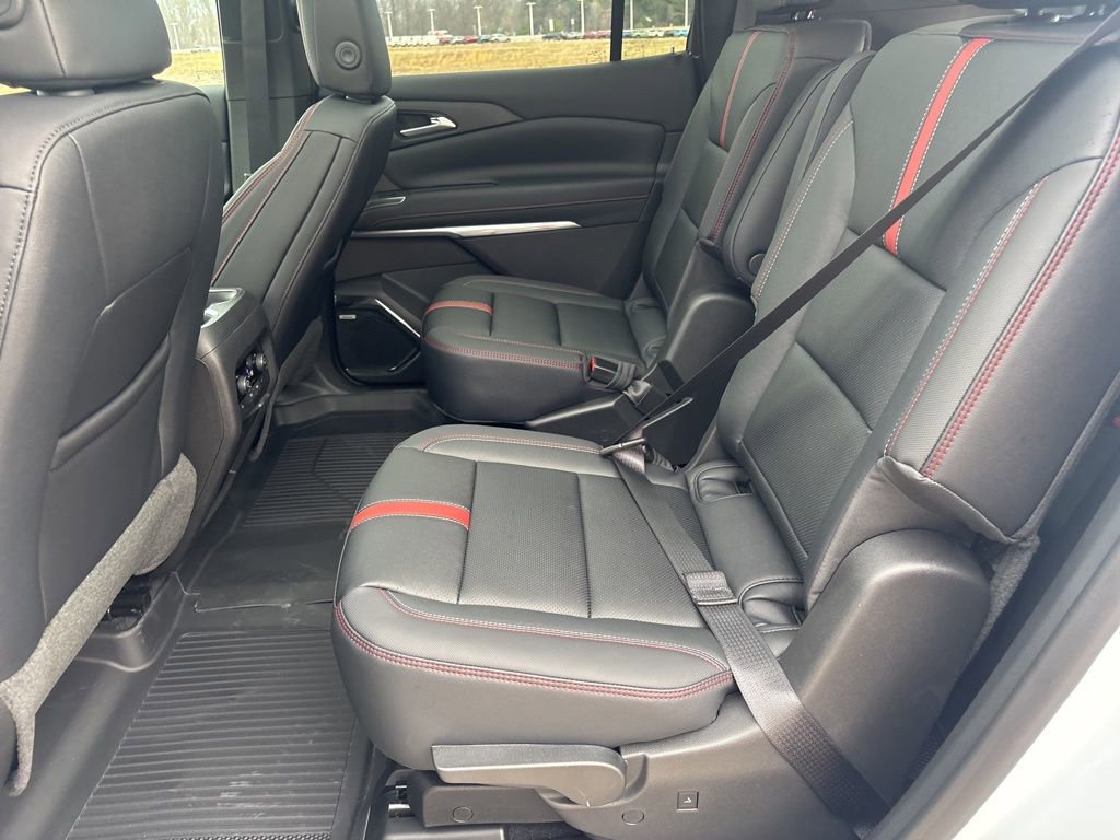 New 2026 Chevrolet Traverse RS w/ LPO, Floor Liner Package AWD/4WD image 54