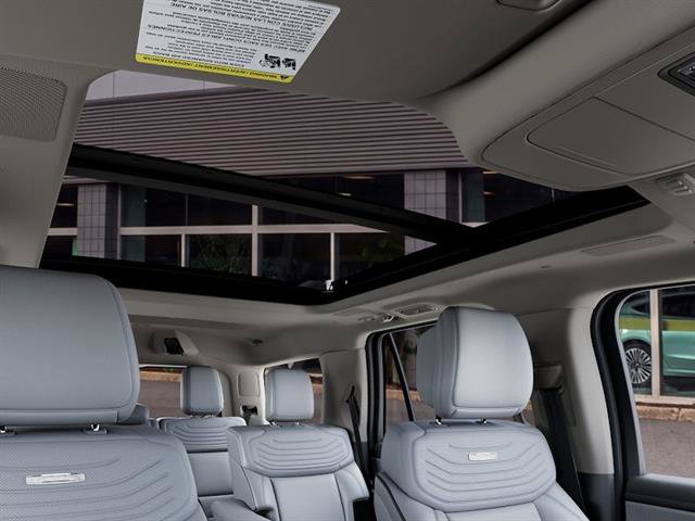 New 2027 Ford Expedition Platinum w/ Platinum Ultimate Package AWD/4WD image 30