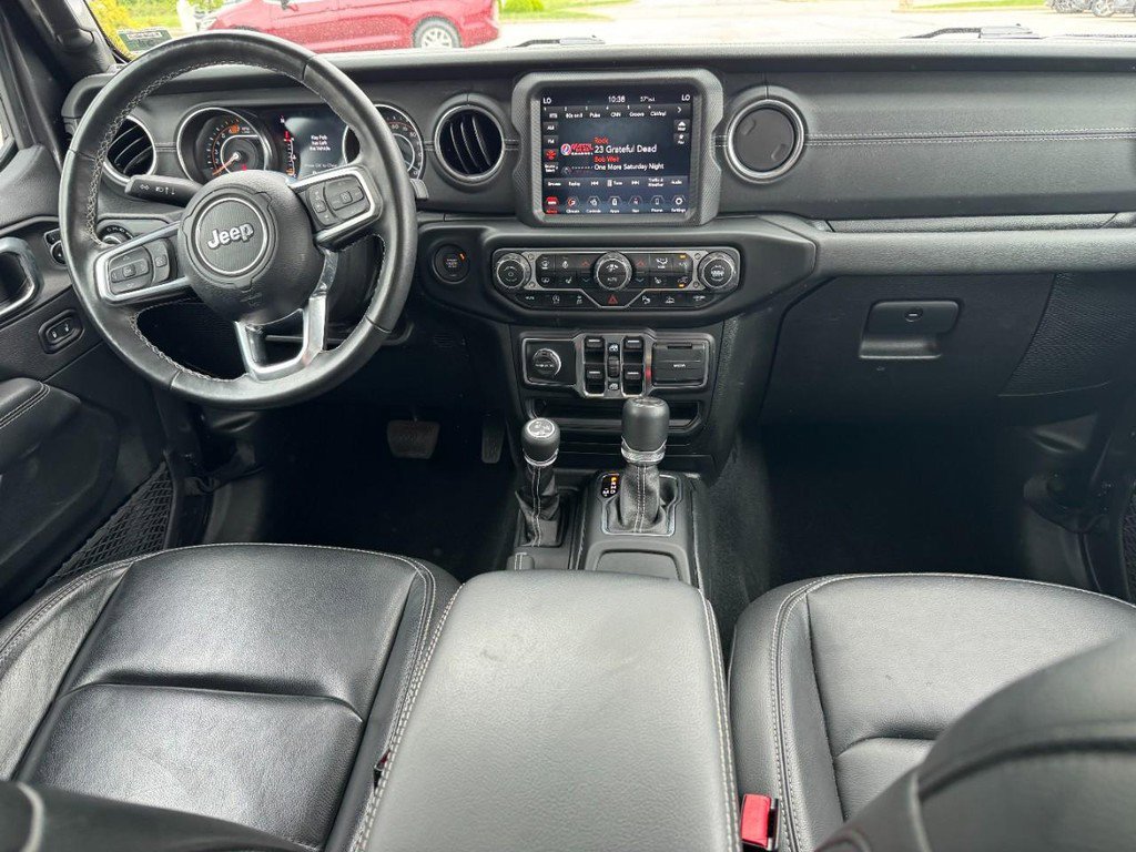 Used 2023 Jeep Wrangler Unlimited Sahara w/ Safety Group AWD/4WD image 14