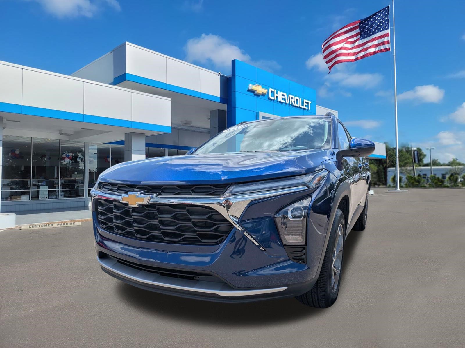Used 2024 Chevrolet Trax LT w/ Driver Confidence Package FWD image 7