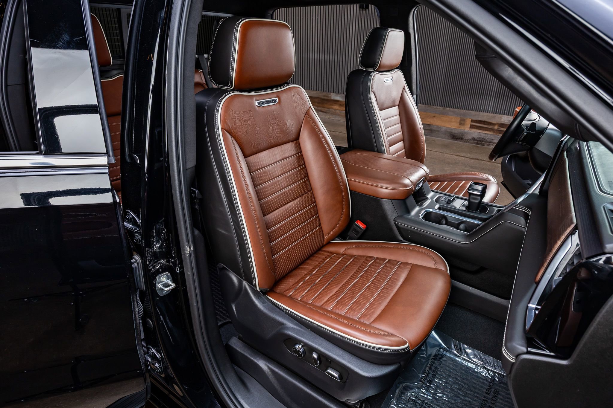 Used 2023 GMC Sierra 1500 Denali Ultimate image 30