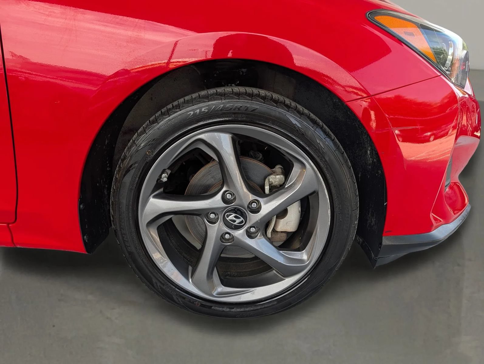 Used 2019 Hyundai Veloster 2.0 FWD image 12