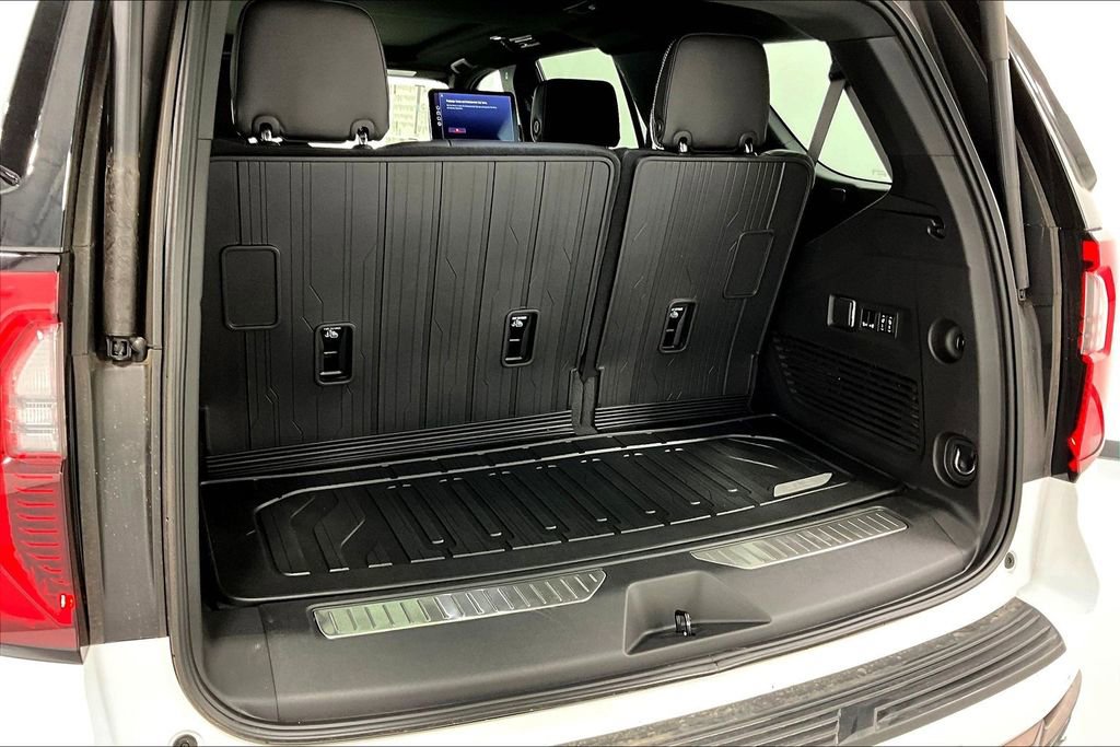 New 2026 GMC Yukon AT4 Ultimate AWD/4WD image 32