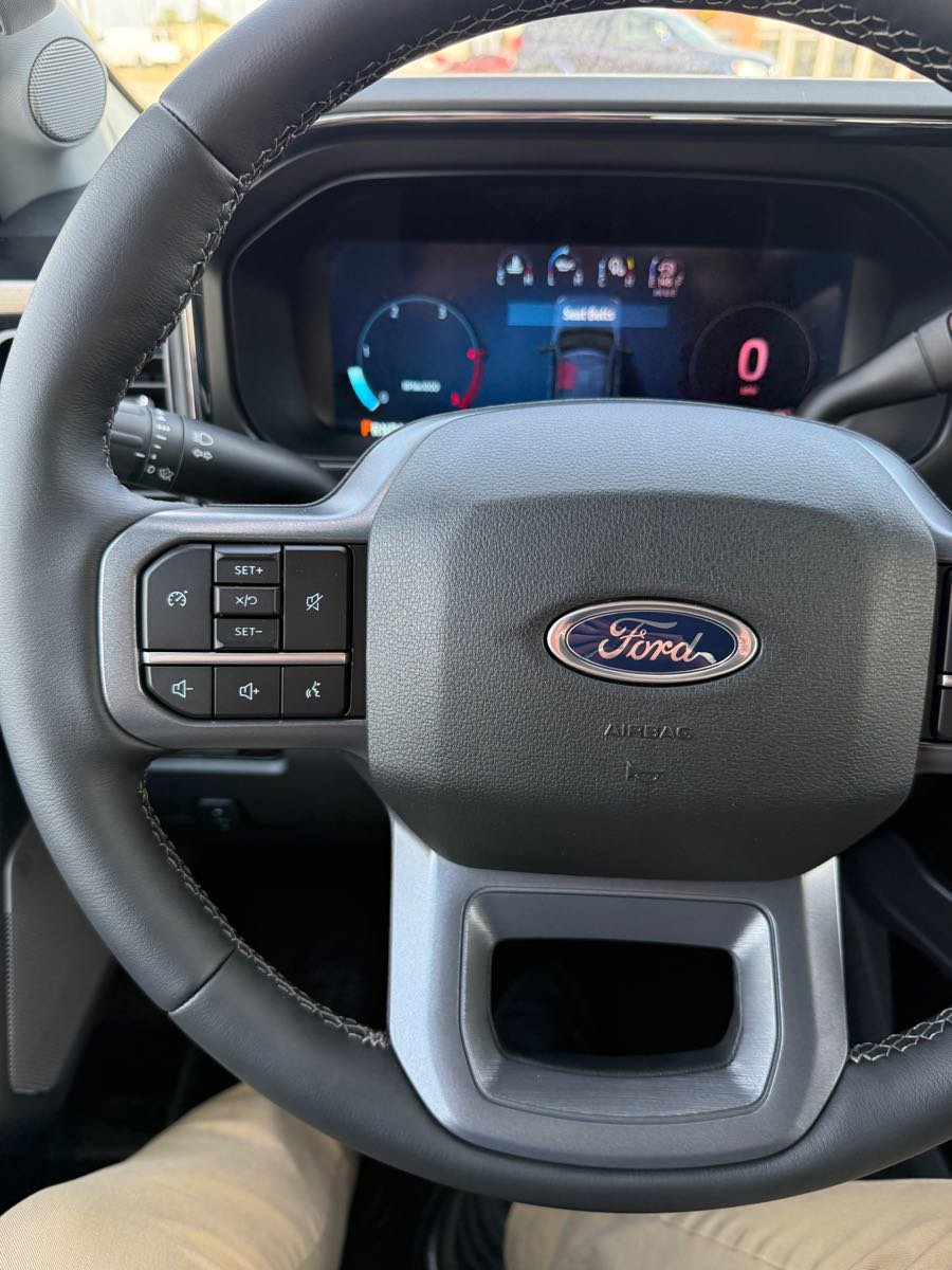 New 2026 Ford F350 Lariat w/ Black Appearance Package image 22