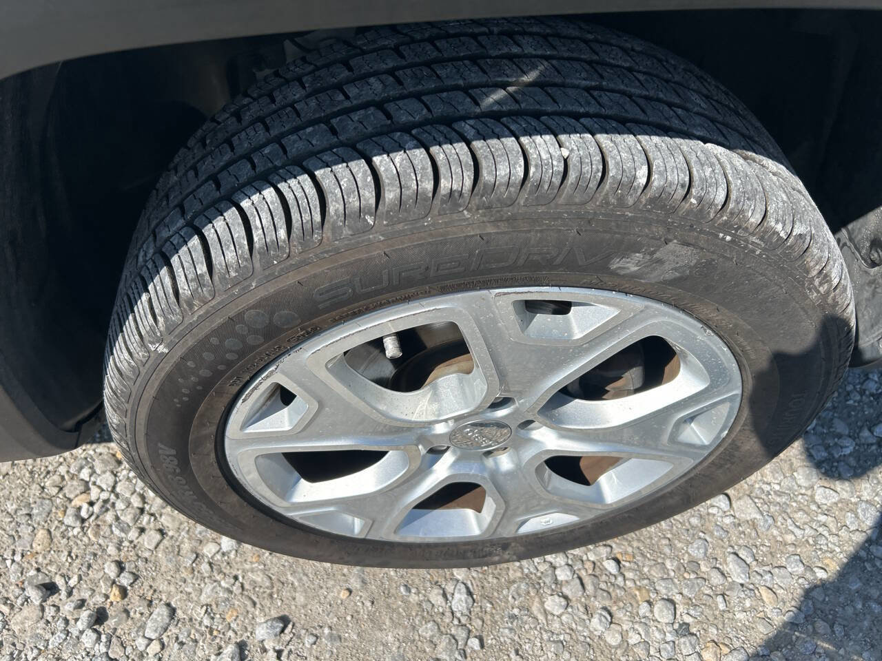 Used 2016 Jeep Renegade Limited image 11