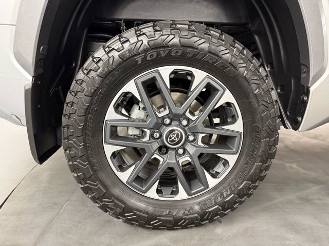Used 2024 Toyota Tundra Limited image 11