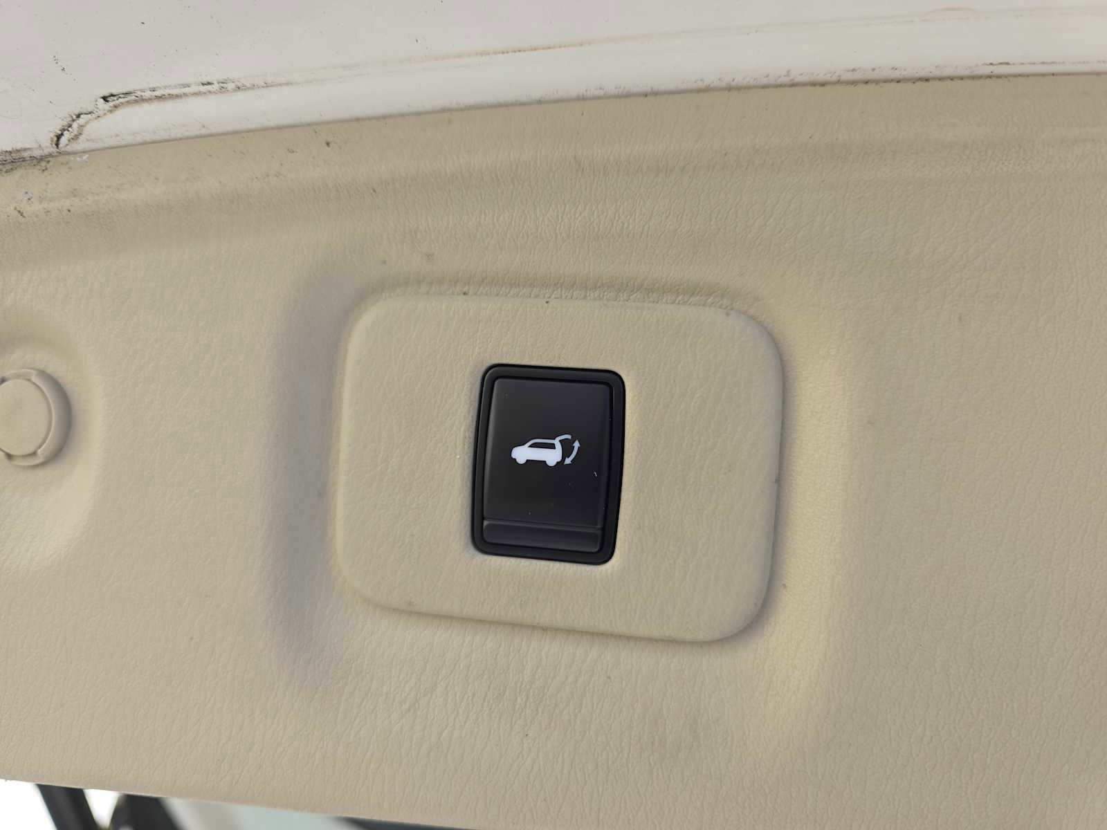 Used 2013 INFINITI JX35 AWD w/ Premium Pkg image 27