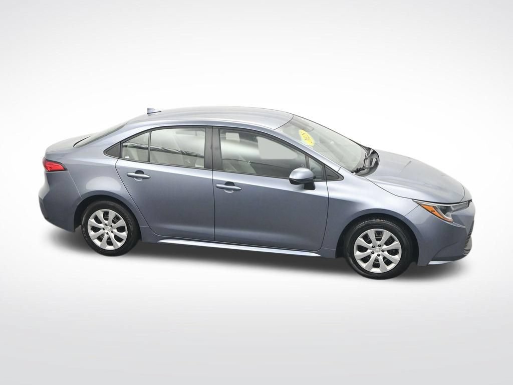 Used 2025 Toyota Corolla LE w/ Convenience Package FWD image 36