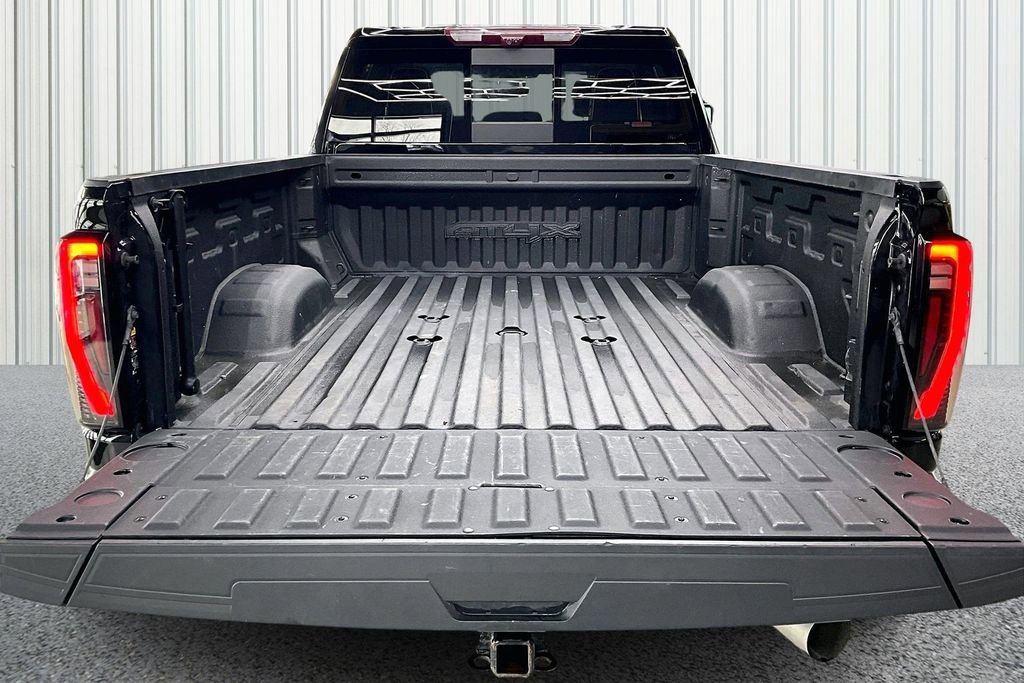 Used 2024 GMC Sierra 2500 AT4X image 7
