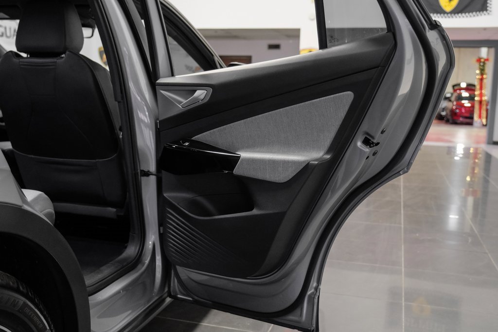 Used 2023 Volkswagen ID.4 Pro image 47