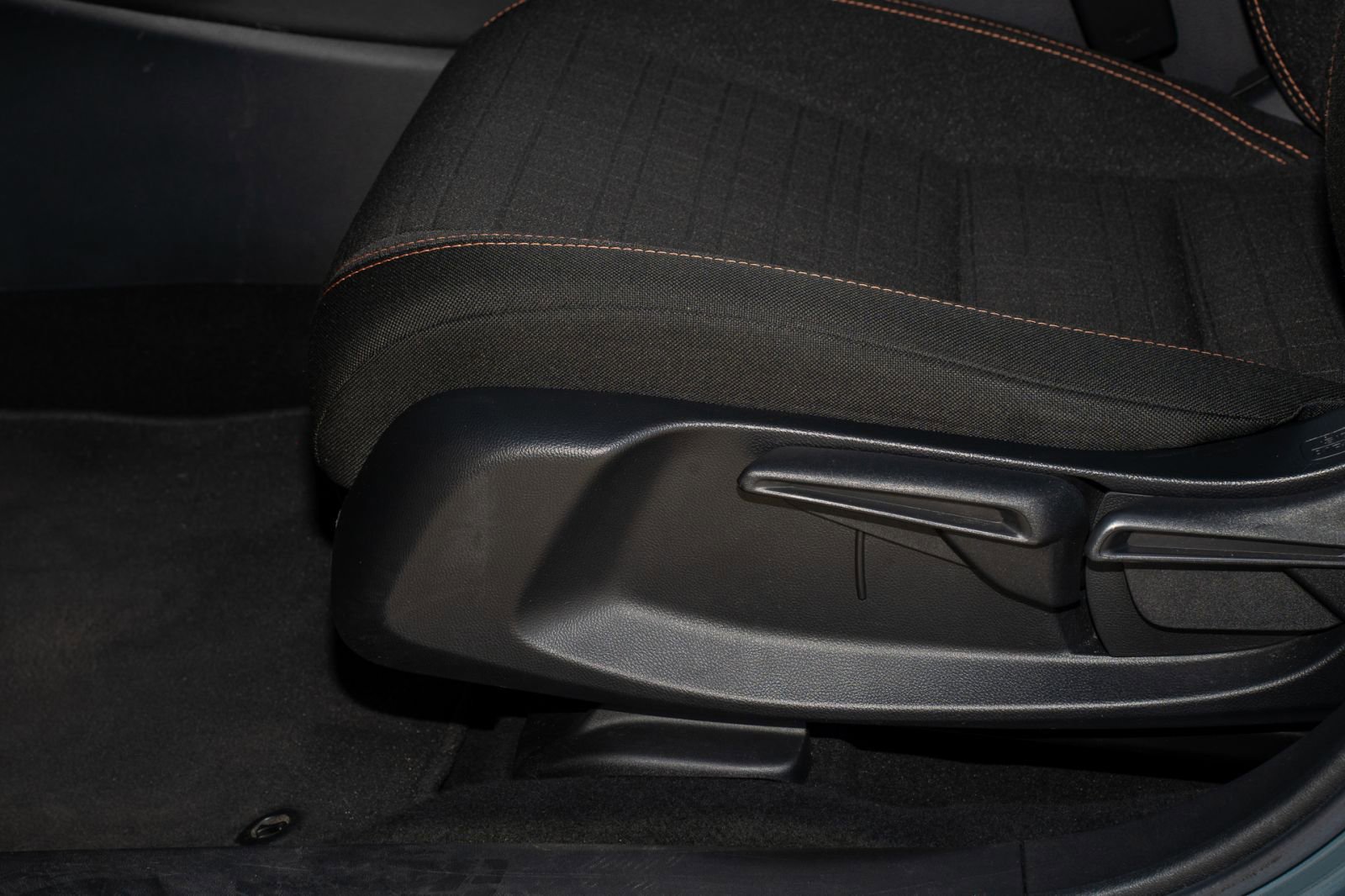 Certified 2024 Honda HR-V Sport image 29